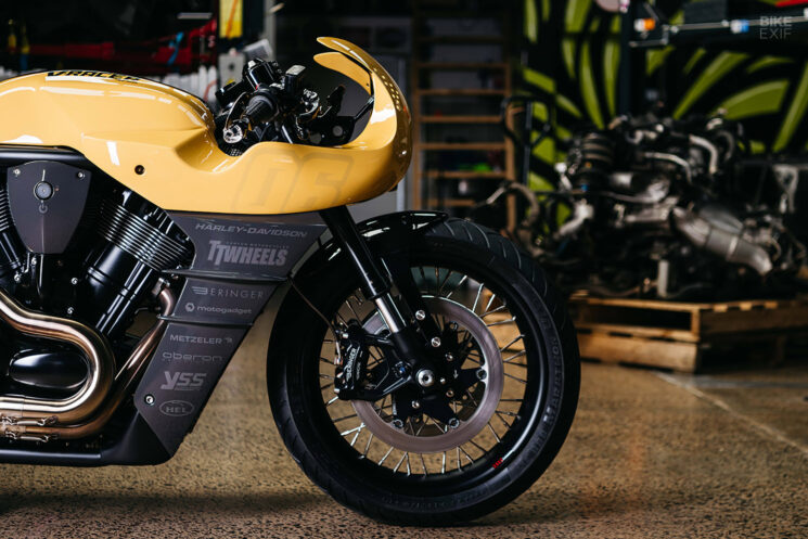 Harley-Davidson V-Rod Café Racer par Black Cycles Australie