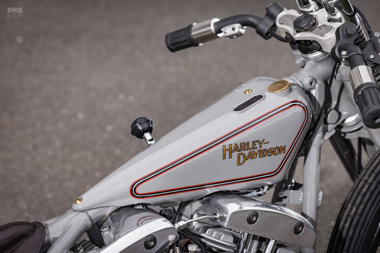 Planche de style piste Harley Shovelhead personnalisée par Infinity Japan
