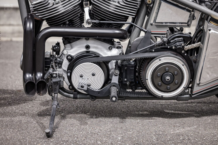 Planche de style piste Harley Shovelhead personnalisée par Infinity Japan