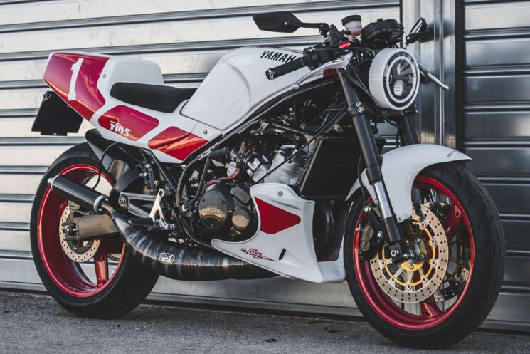 Yamaha RD350 restomodé par Bolt Motor Co.
