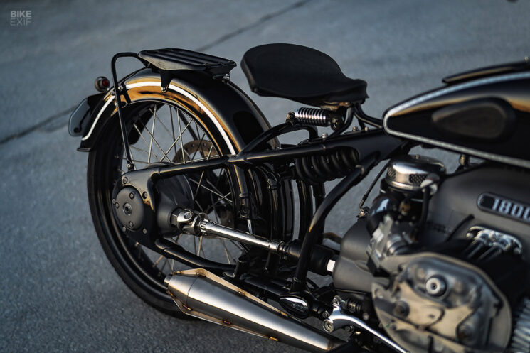 BMW R18 personnalisée par Fuller Moto
