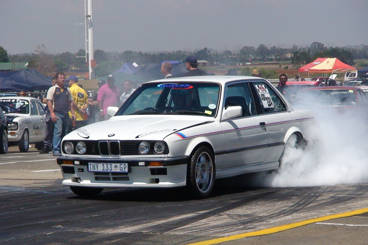 Boetie Budler - Tarlton 2007 - 10.8sec 4cyl E30 Bmw (2)