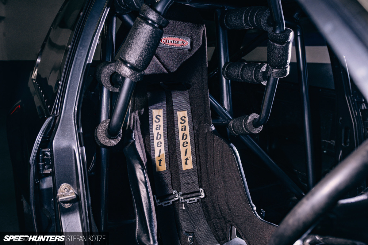 stefan-kotze-mazda-powered-bmw-e30-speedhunters (59)