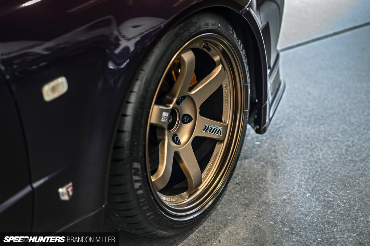 Speedhunters_R34wheeldetail-1