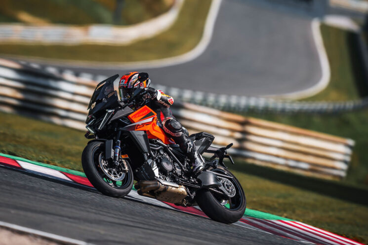 KTM 1390 Super Duke GT 2025