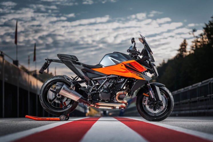 KTM 1390 Super Duke GT 2025