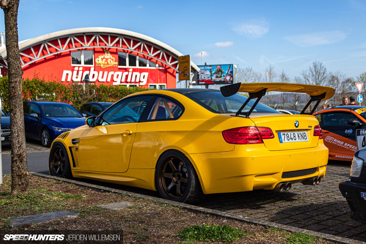 SH-voiture-freitag-bmw-e92-m3-jaune-5005
