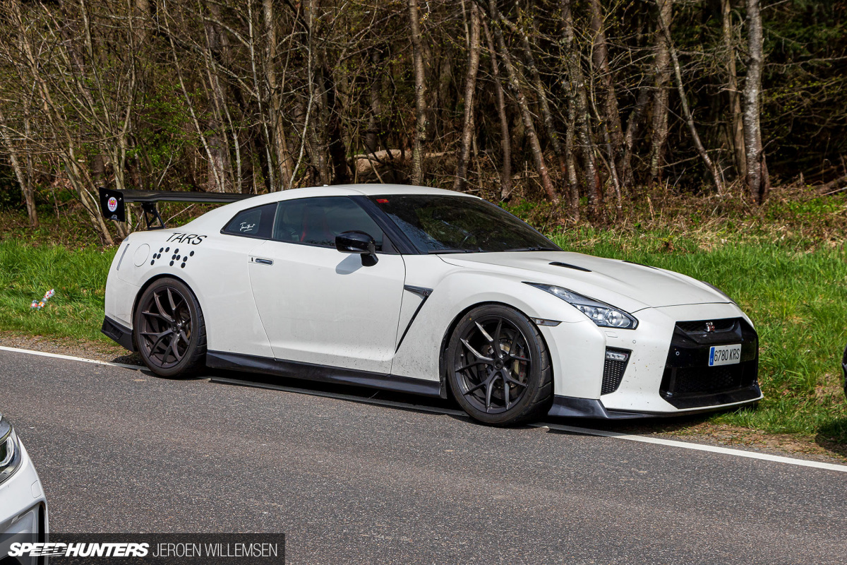 SH-car-freitag-nissan-r35-tars-4645