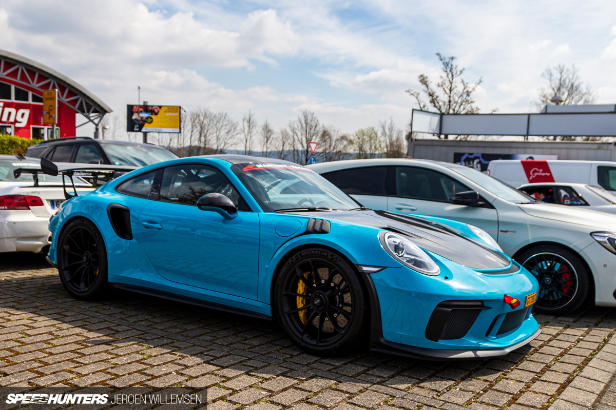 SH-voiture-freitag-porsche-gt3-rs-bleu-4752