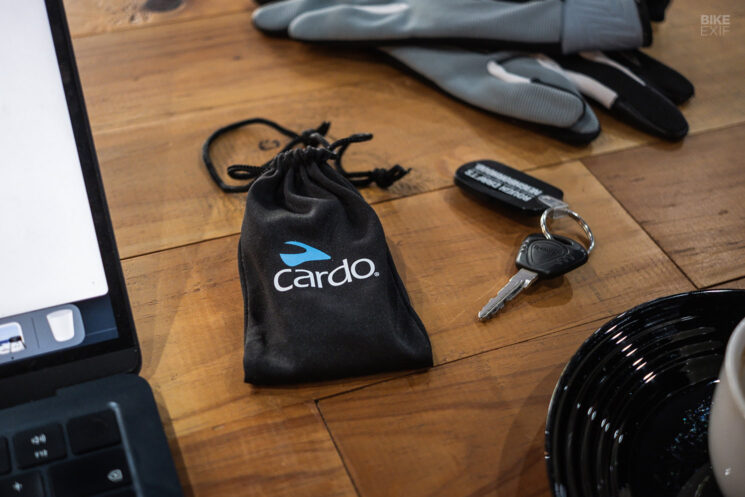 Examen des communications du casque Bluetooth Cardo Packtalk Pro