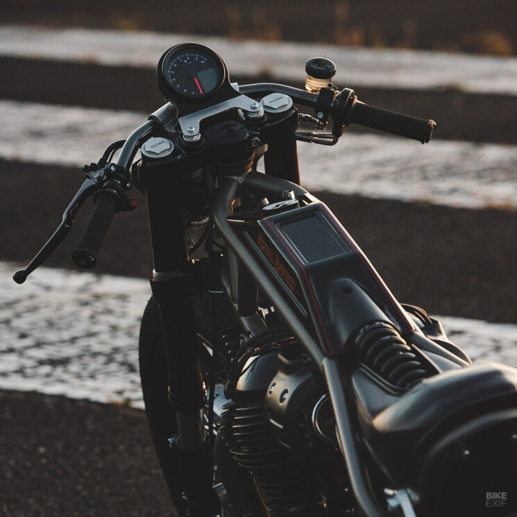 Fusil de chasse Royal Enfield 650 personnalisé par Sureshot, Japon