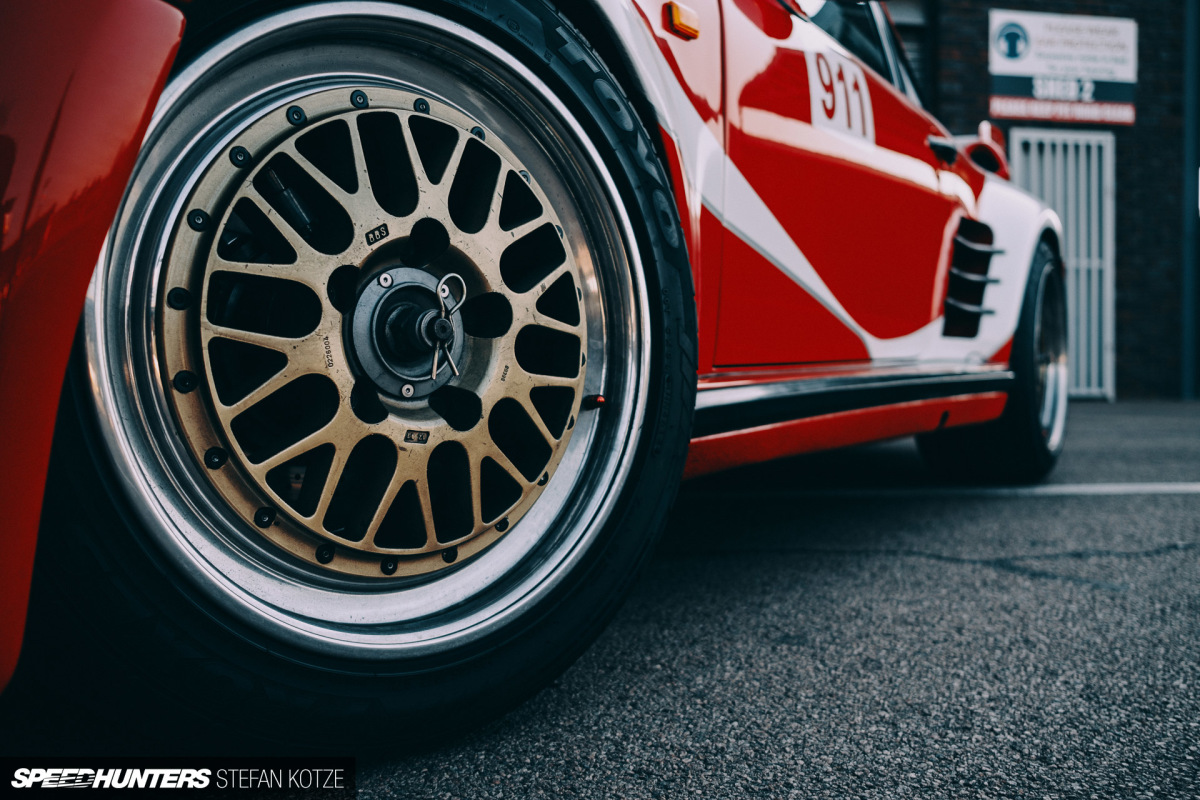stefan-kotze-speedhunters-slantnose-porsche (61)