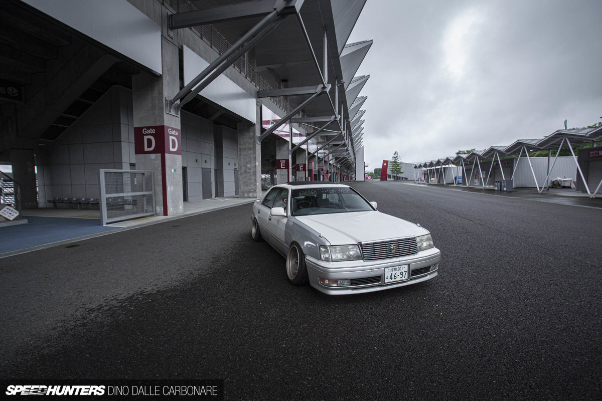 1u-jzs151-crown_dino_dalle_carbonare_05