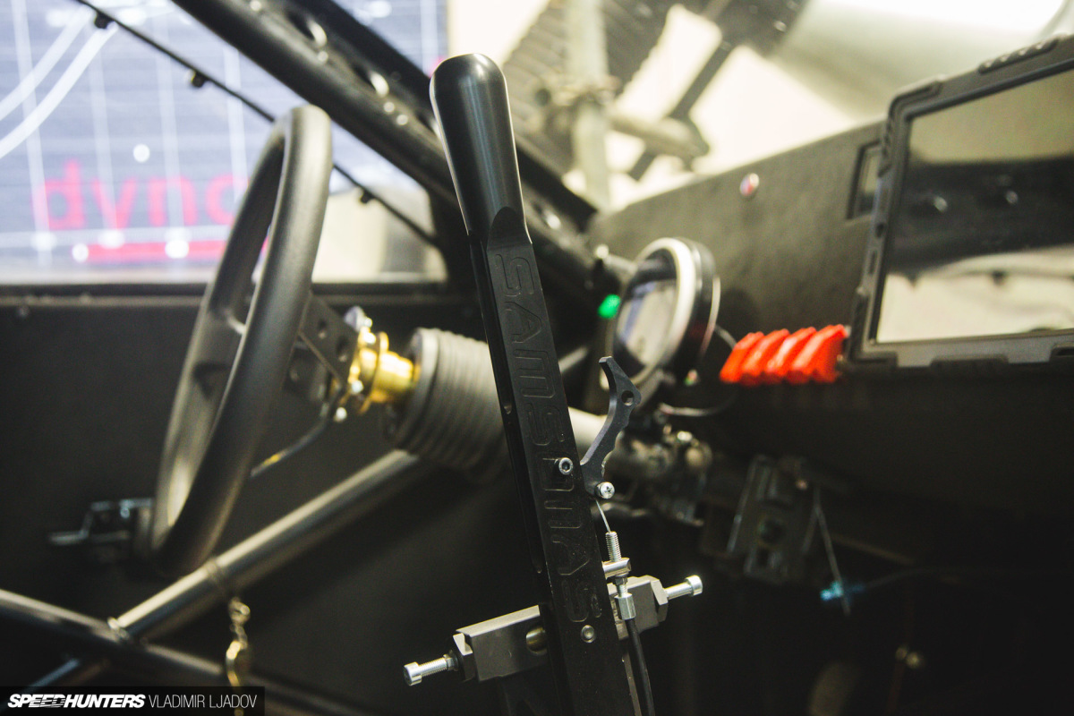 un mile-gtr-402-par-rouesbywovka-42