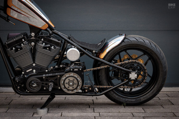 Chopper performant avec cadre West Coast Choppers CFL et moteur S&S Cycle, par MB Cycles