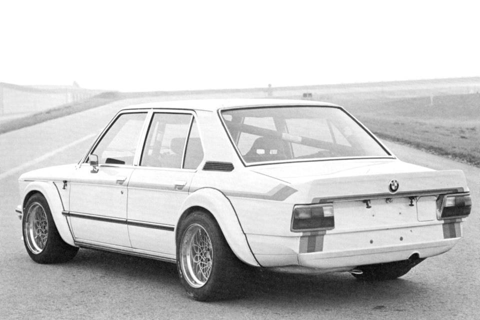 tumblr_mieu00ltO41s4s75jo1_1280