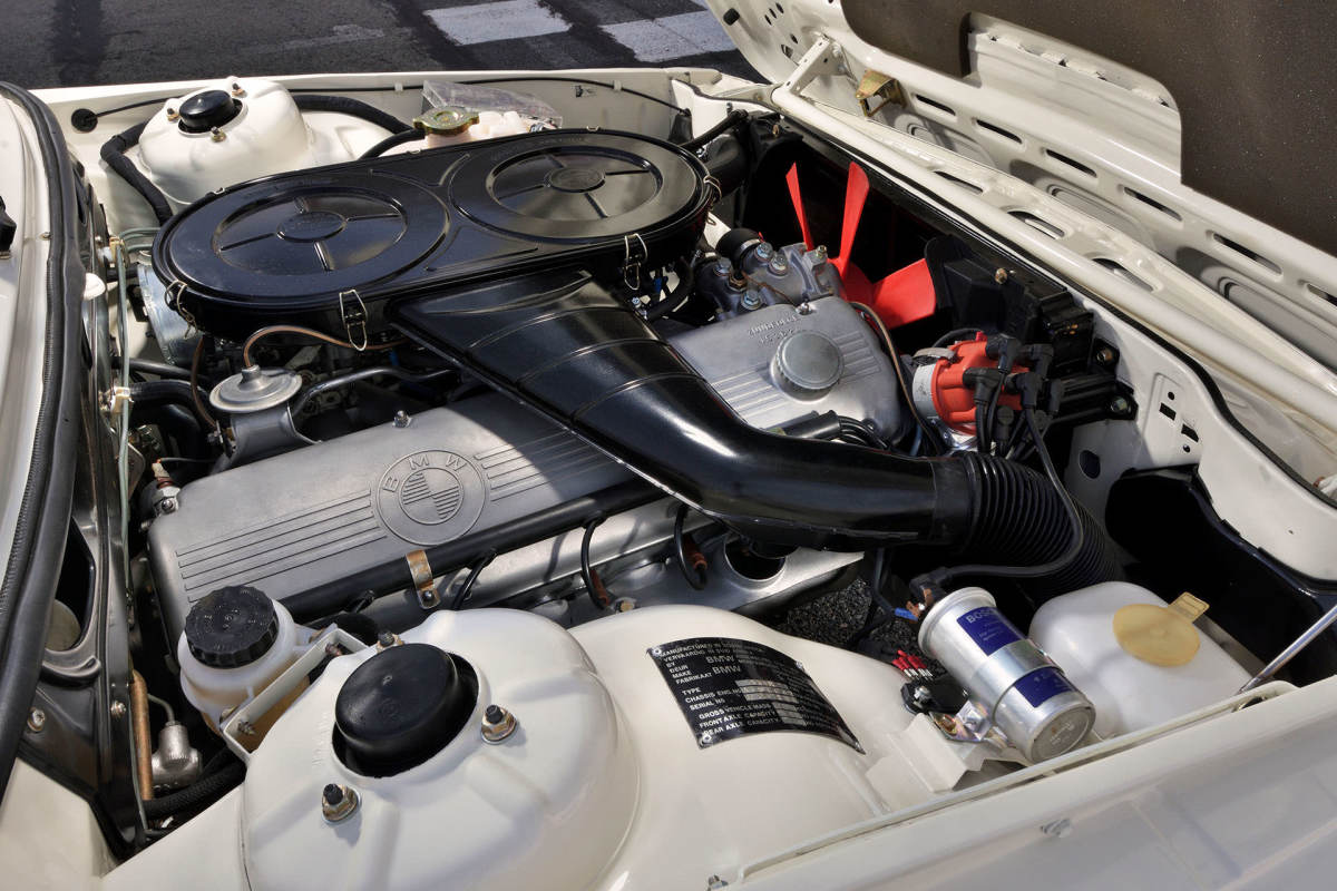 P90369939-haute résolution