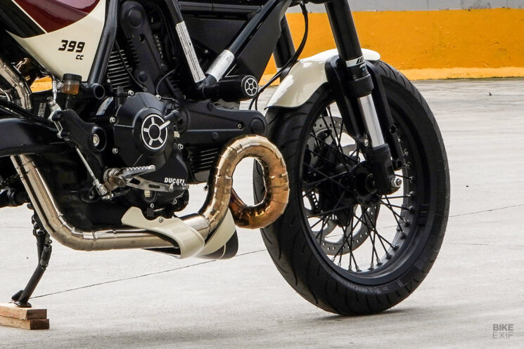 Ducati Scrambler Sixty2 personnalisé par Hardheads Motostudio
