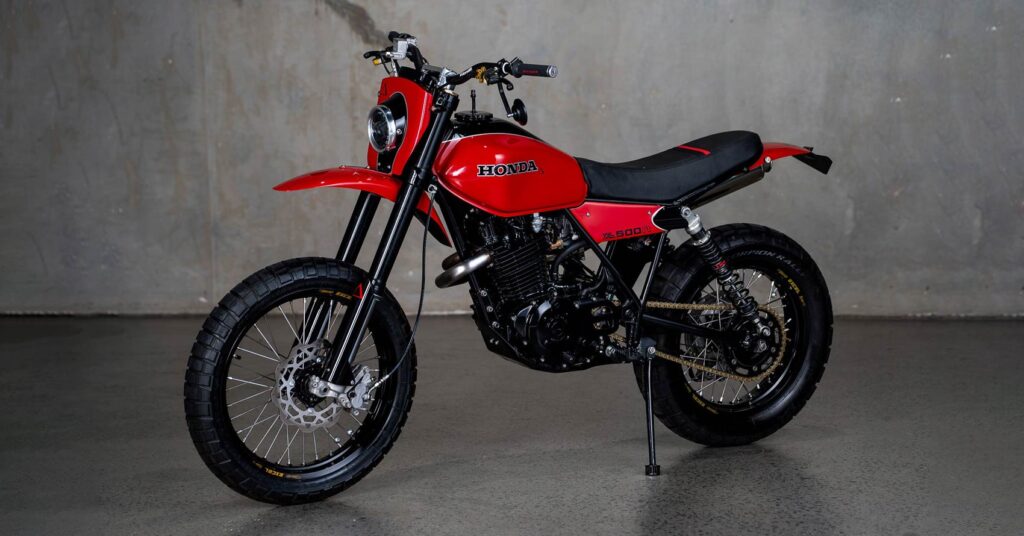 Lecture rapide : Une Honda XL500 de style MX vintage et plus