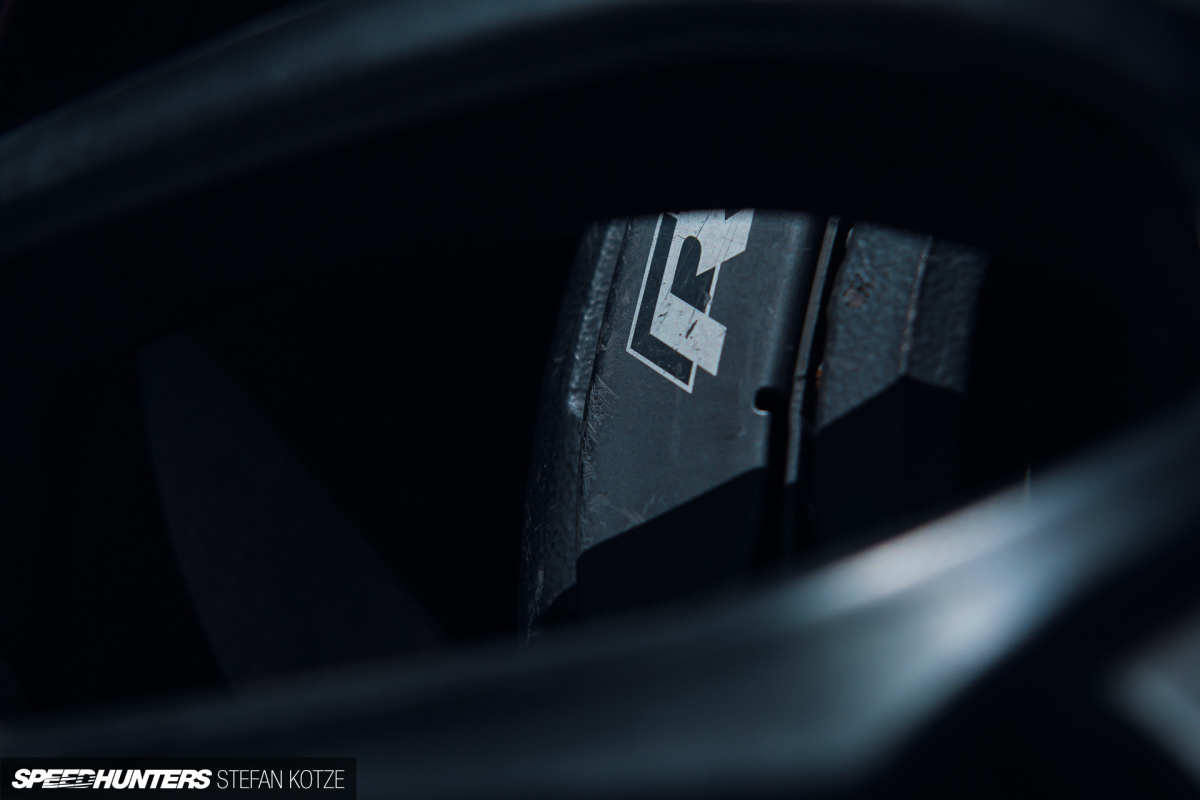 stefan-kotze-speedhunters-hilux-amg-06
