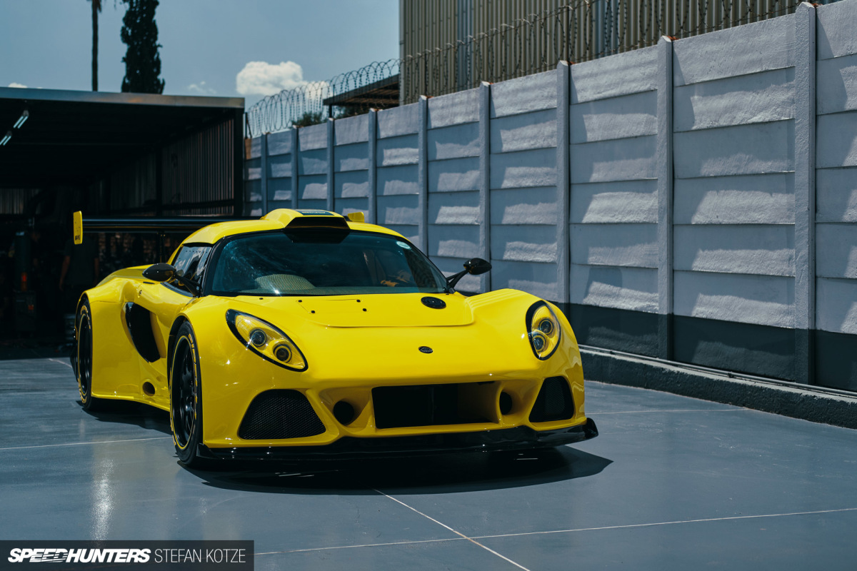 stefan-kotze-speedhunters-lotus-amg-098