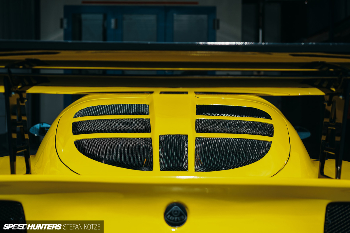 stefan-kotze-speedhunters-lotus-amg-115