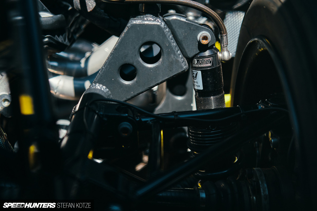 stefan-kotze-speedhunters-lotus-amg-055