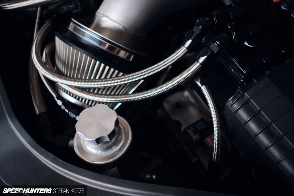 stefan-kotze-speedhunters-widebody-R32 (14)
