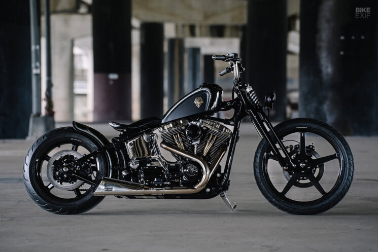 Harley Springer Softail personnalisé par Rough Crafts