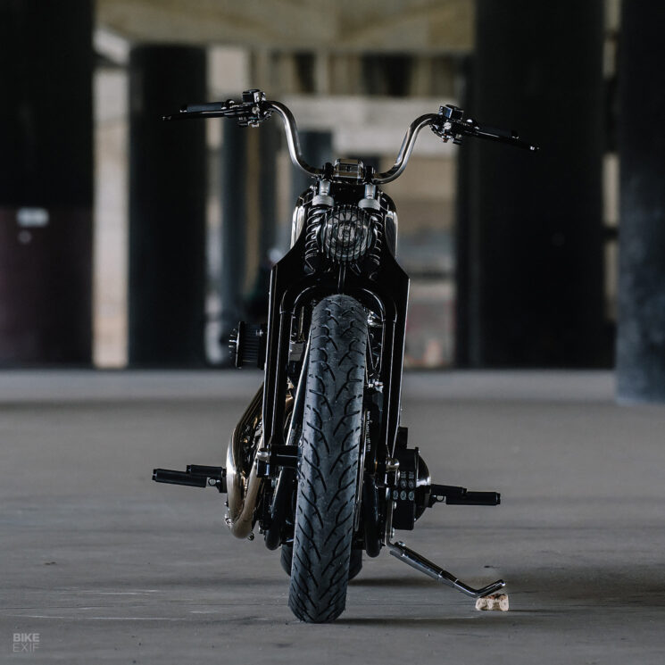 Harley Springer Softail personnalisé par Rough Crafts