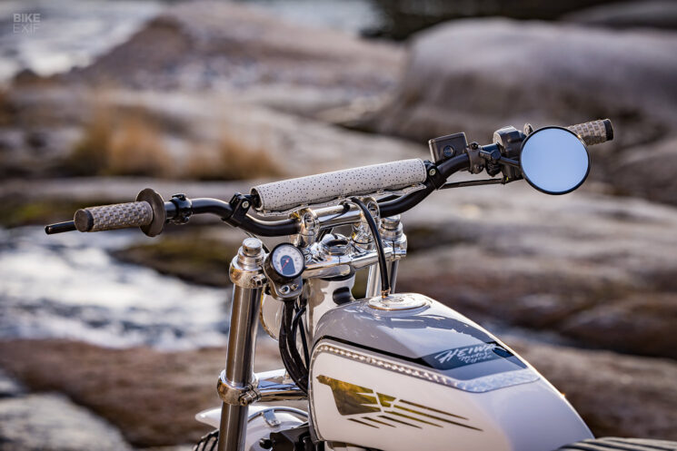 Triumph Scrambler 900 2024 personnalisée par Heiwa MC