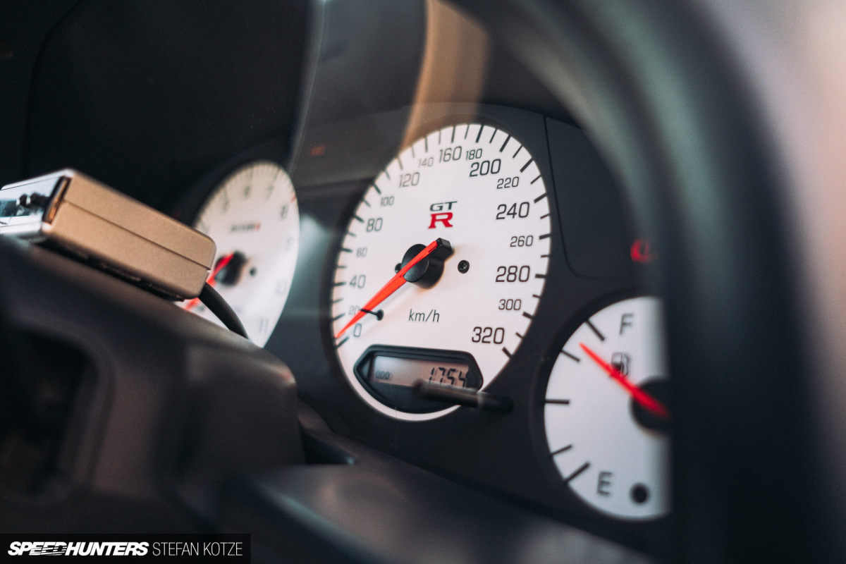stefan-kotze-speedhunters-sunline-skyline-34-067