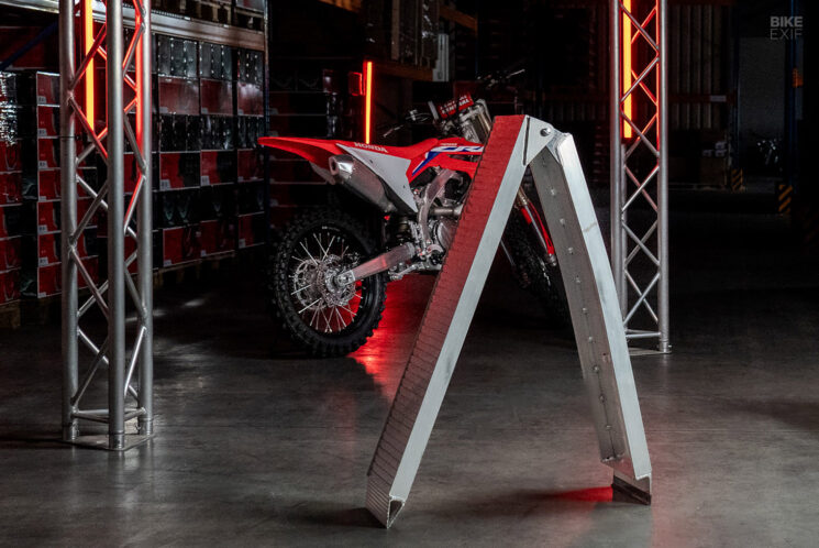 Comment transporter une moto