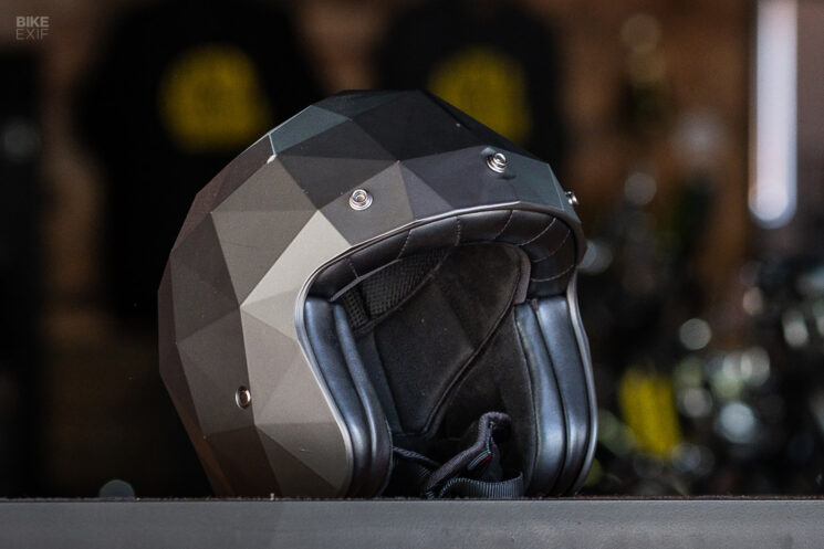 Casque de moto ouvert HolyFreedom Stealth