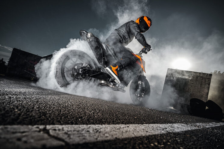 KTM 790 Duc 2025