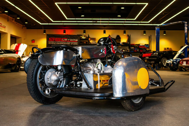 Le side-car BMW RS de Helmut Fath