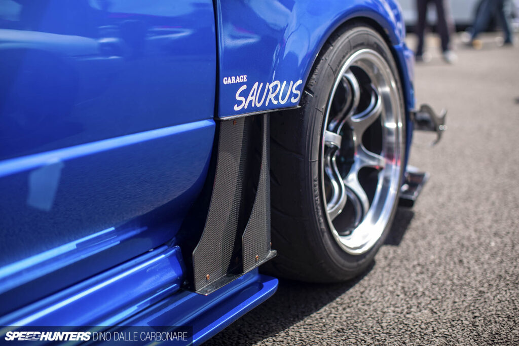The Canadian Garage Saurus R34&nbsp;GT-R
