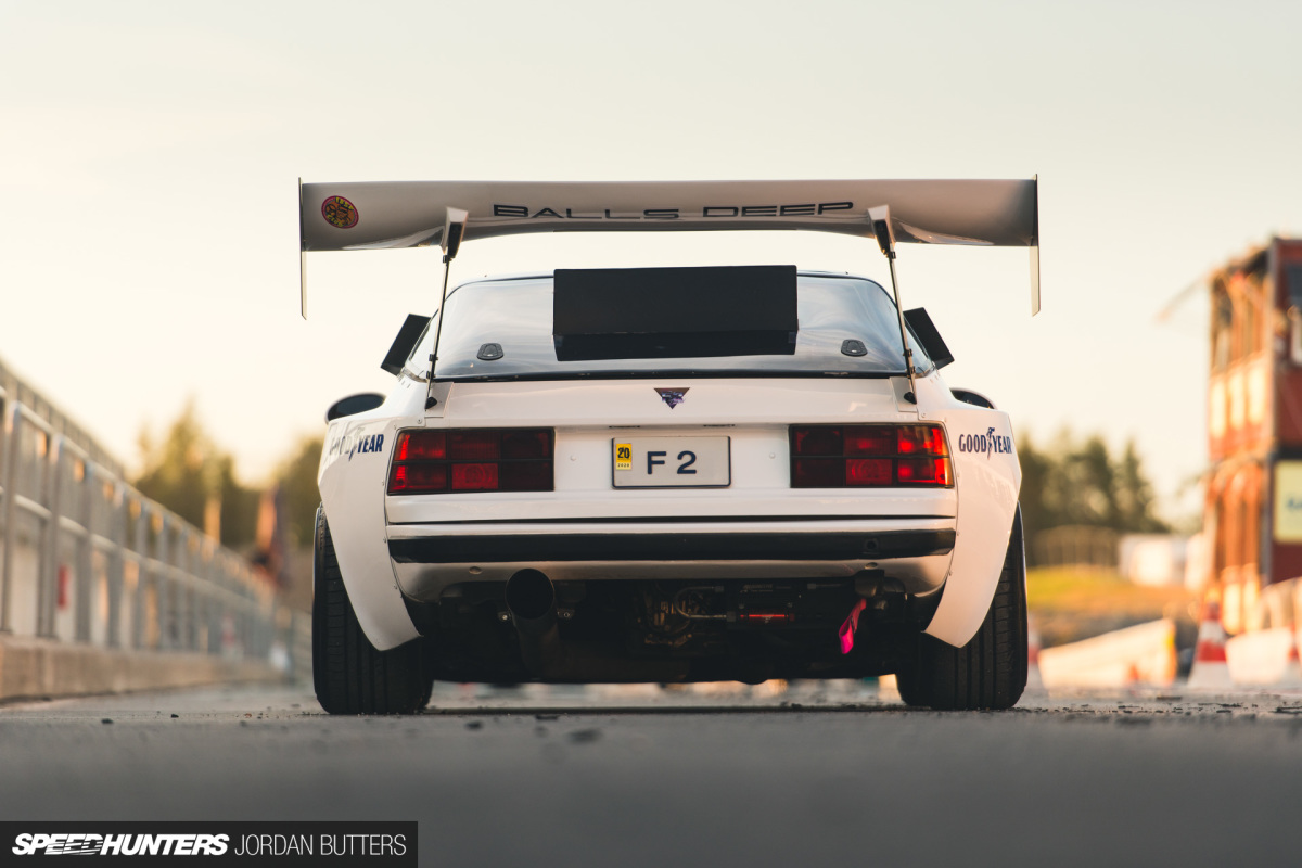 Porsche-944-Drift-Jordanbutters-SpeedHunters-9160