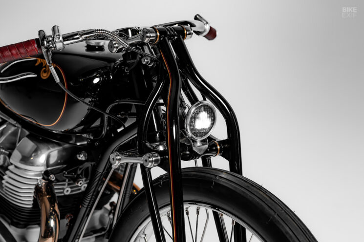 Royal Enfield Super Meteor 650 personnalisé par moto construit