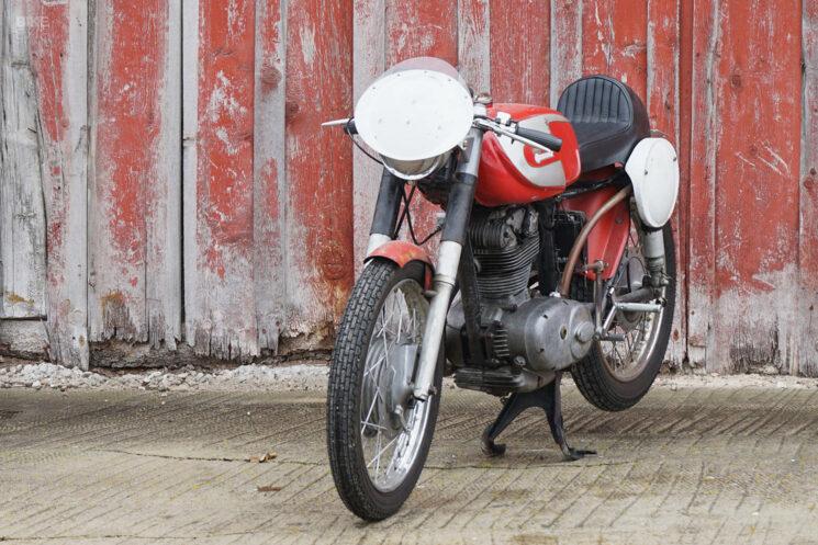 1965 Ducati 250 Restomod par Union Motorcycle Classics