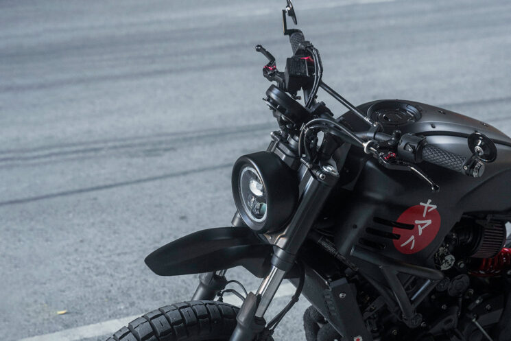 Yamaha XSR700 Street Scrambler par Unik Edition