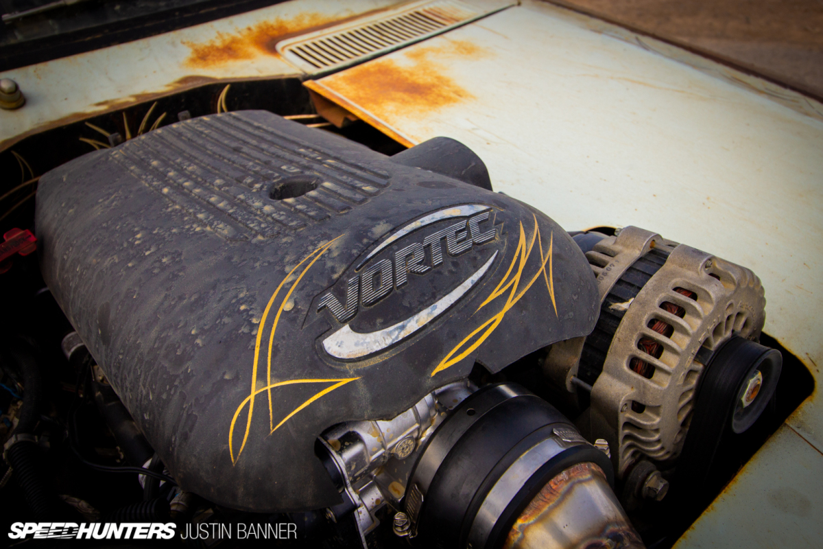 77_Toyota_Hilux_V8_Widebody_SpeedHunters_JustinBanner-3