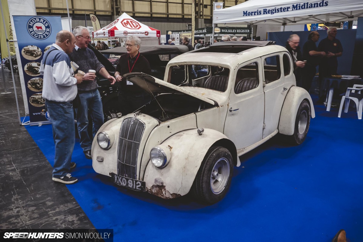 SpeedHunters-Simon-Woolley-Classic and-Resto-show-Morris