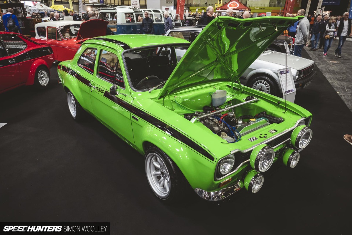 SpeedHunters-Simon-Woolley-Classic and-Resto-show-Escort