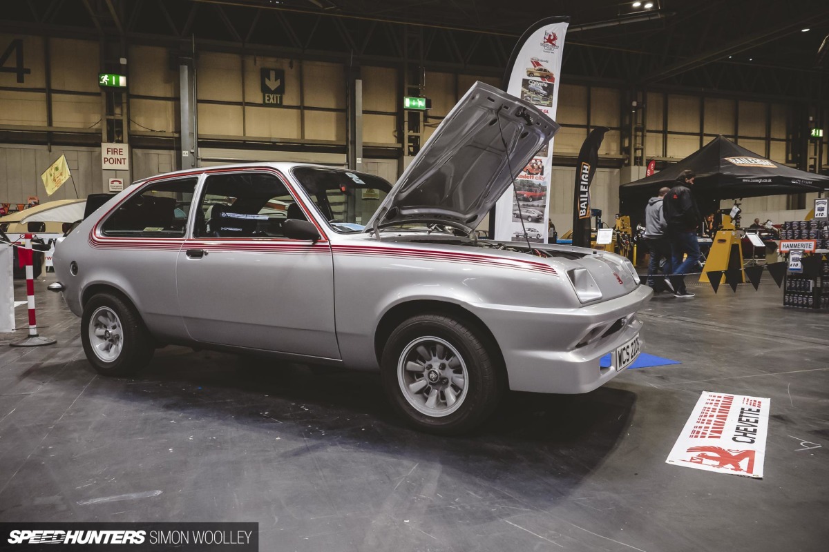 SpeedHunters-Simon-Woolley-Classic and-Resto-show-Chevtte-HS