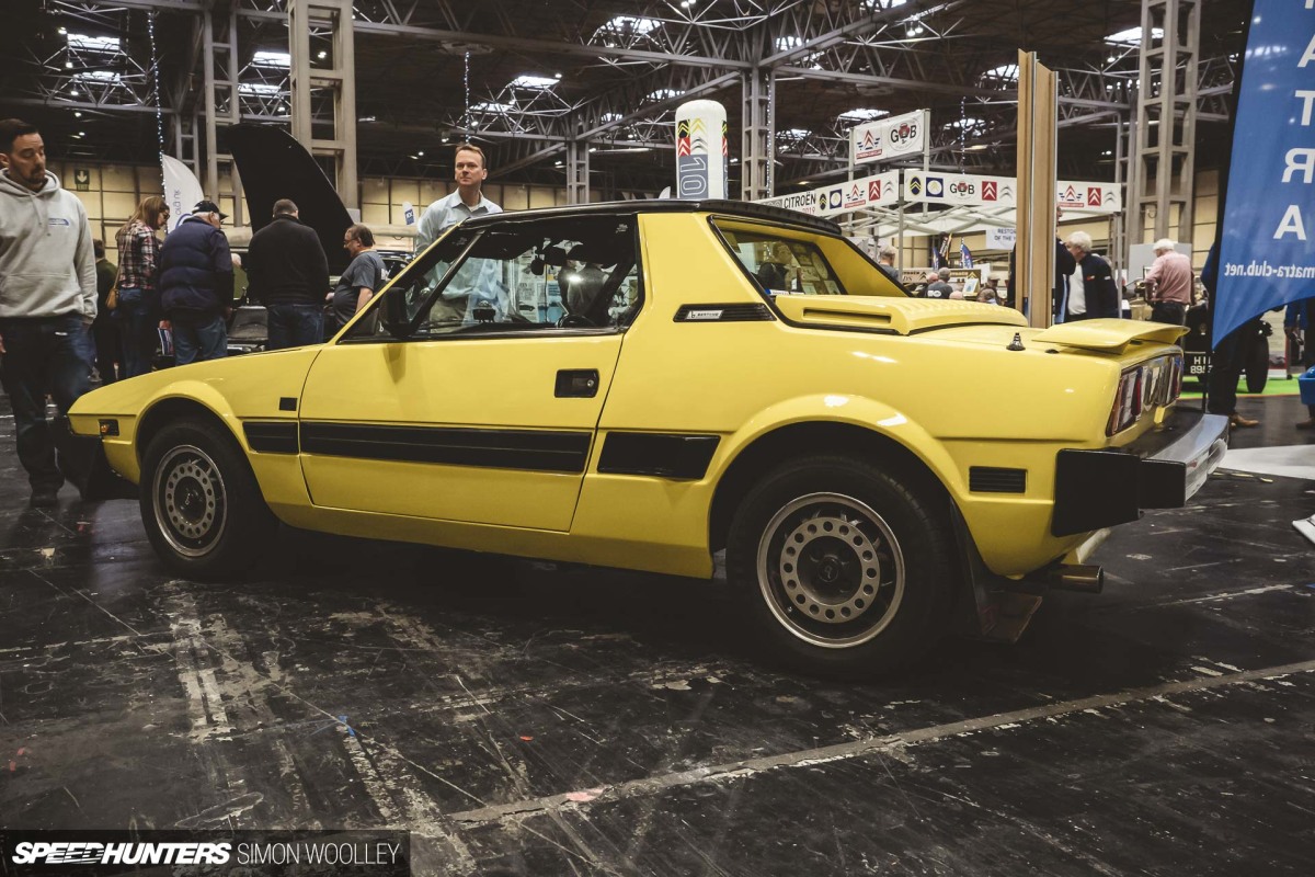 SpeedHunters-Simon-Woolley-Classic and-Resto-show-x19