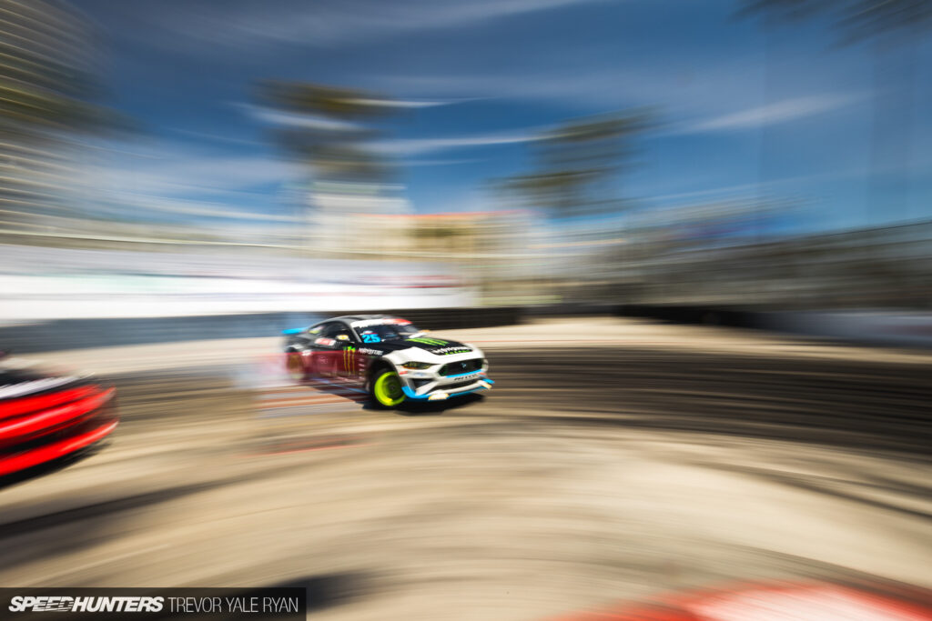 The Digital Effect: Formula Drift Long Beach In 0.836&nbsp;Seconds