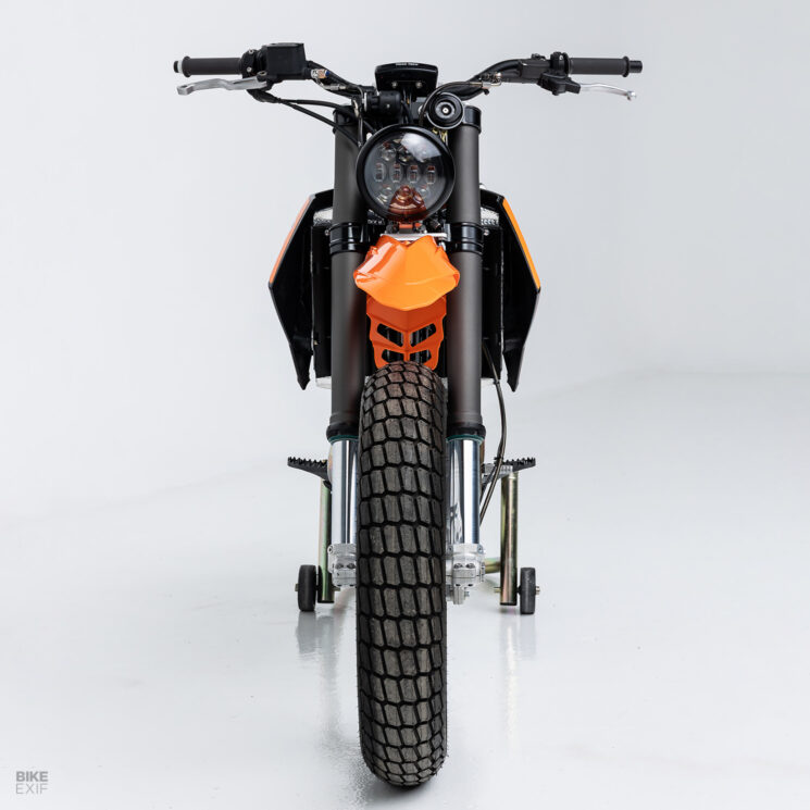 KTM 525 EXC Street Tracker sur mesure par Mule Motorcycles