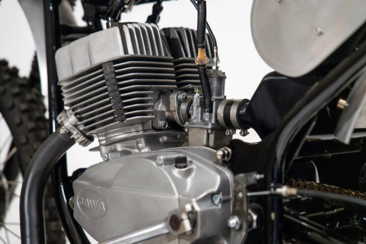 Jawa 350 Scrambler par Thornton Hundred