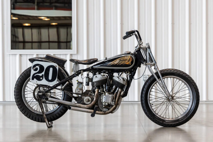 1940 Indian Sport Scout Flat Track Racer à Mecum Auctions